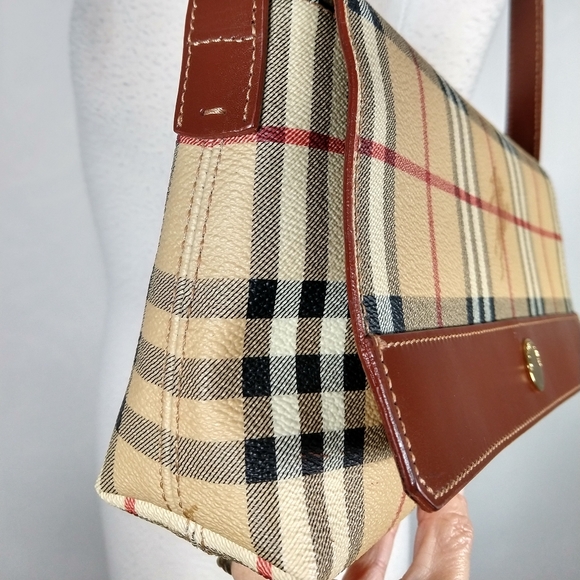 Burberry Haymarket check long flap bag FIRM - Picture 7 of 16